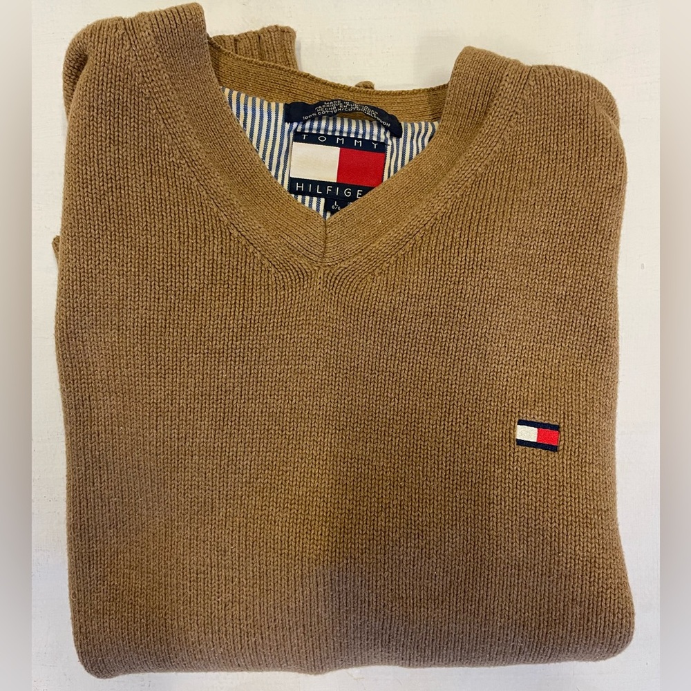 TOMMY HILFIGER Vintage V-Neck Thick Cotton Sweater in‎ Brown Size L